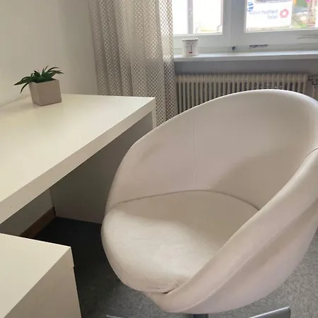 In Zentraler Lage - Nur Wenige Minuten Zum Und Stadt By Interhome * Gmunden