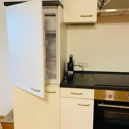 In Zentraler Lage - Nur Wenige Minuten Zum Und Stadt By Interhome Apartment