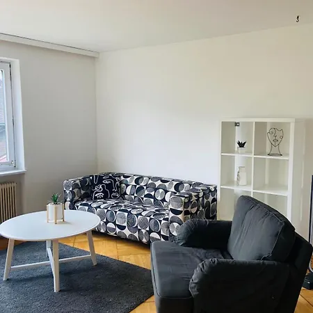 In Zentraler Lage - Nur Wenige Minuten Zum Und Stadt By Interhome Apartment Gmunden