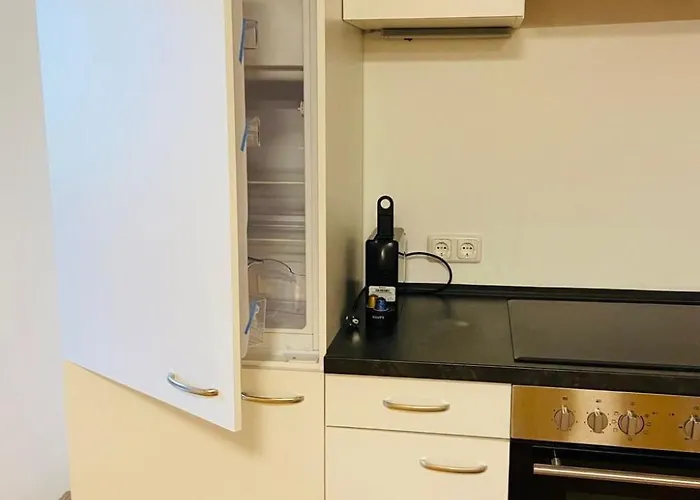 In Zentraler Lage - Nur Wenige Minuten Zum Und Stadt By Interhome Apartment